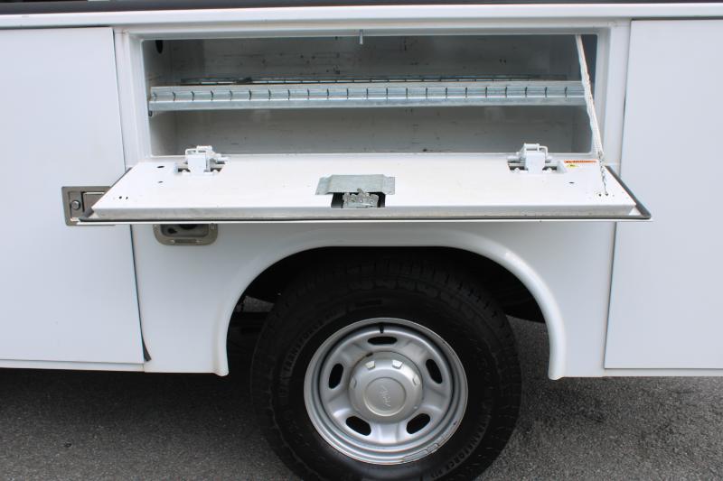 Ford Super Duty F-350 SRW XL 2WD Reg Cab 8' Box 2021