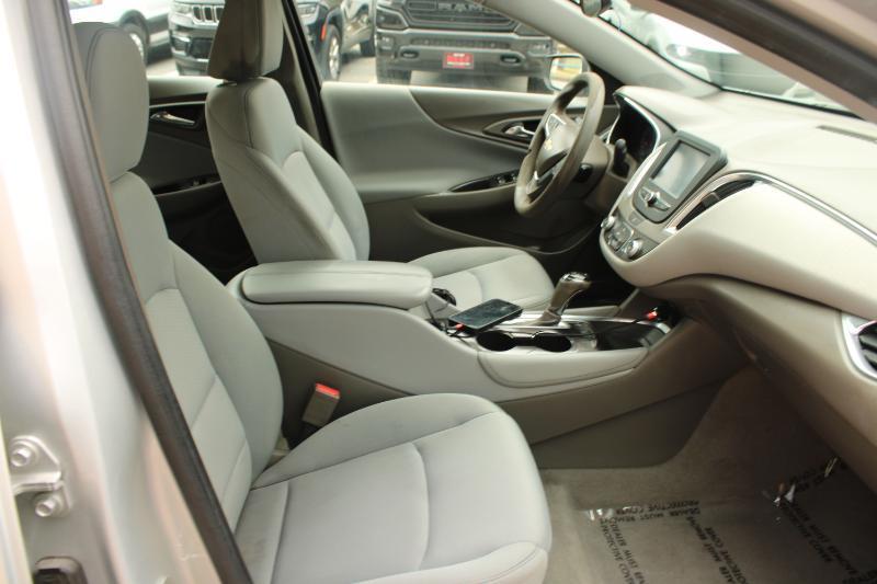 Chevrolet Malibu 4dr Sdn LT w/1LT 2016