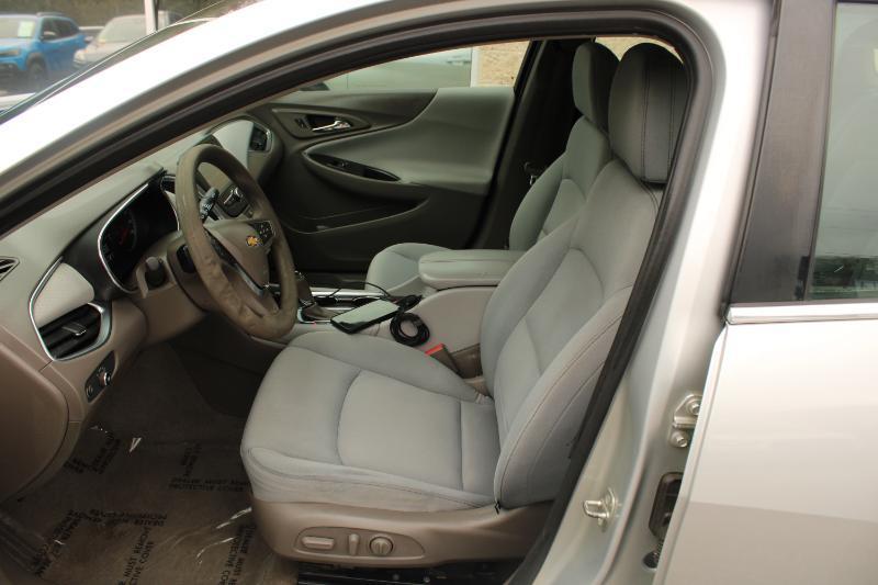 Chevrolet Malibu 4dr Sdn LT w/1LT 2016