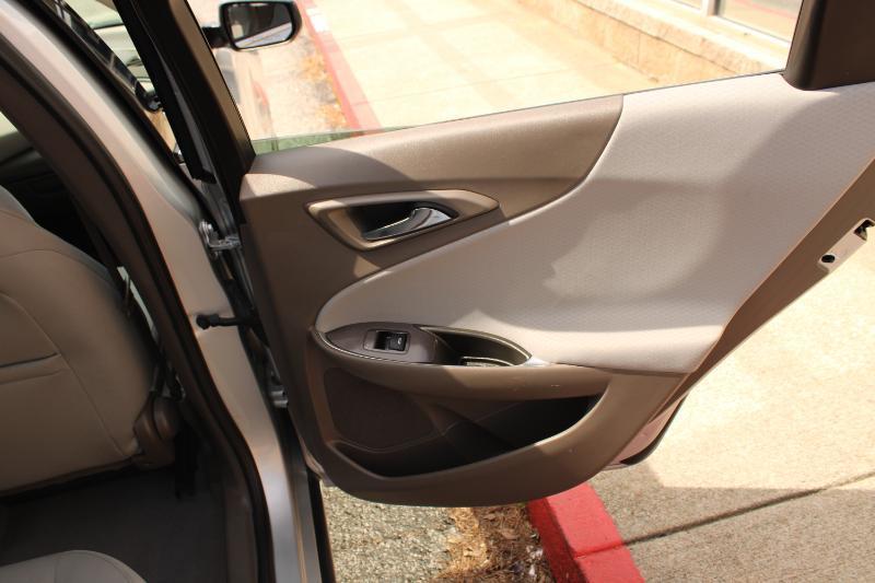 Chevrolet Malibu 4dr Sdn LT 2022