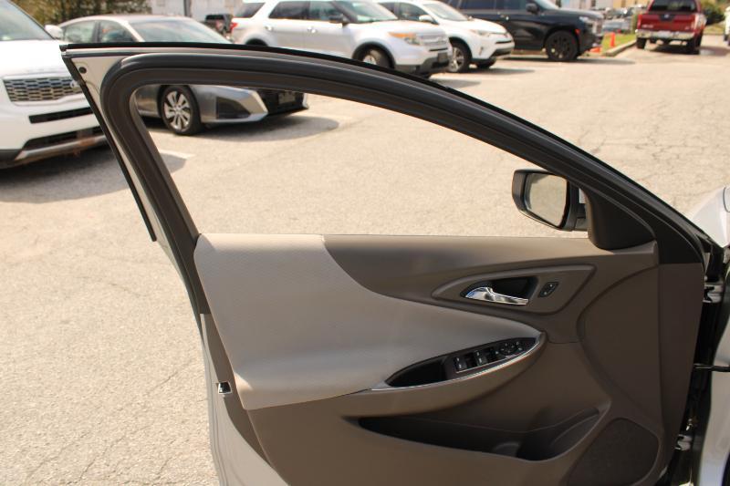 Chevrolet Malibu 4dr Sdn LT 2022