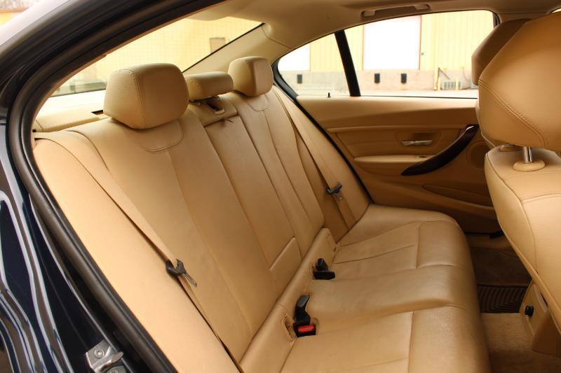 BMW 3 Series 4dr Sdn 328i xDrive AWD 2015