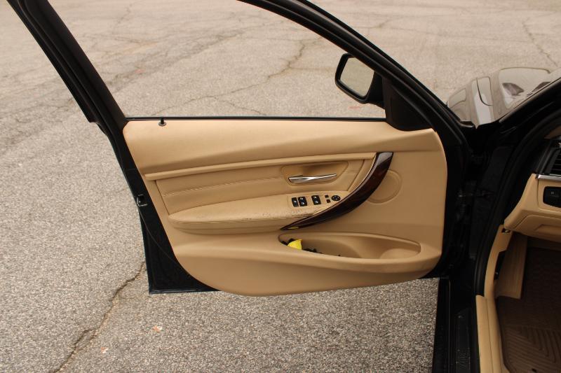 BMW 3 Series 4dr Sdn 328i xDrive AWD 2015