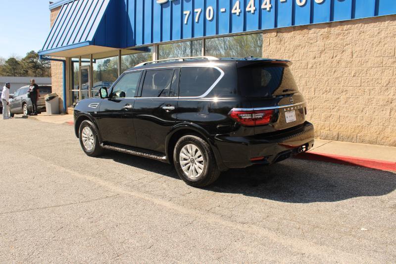 Nissan Armada 4x2 SV 2021