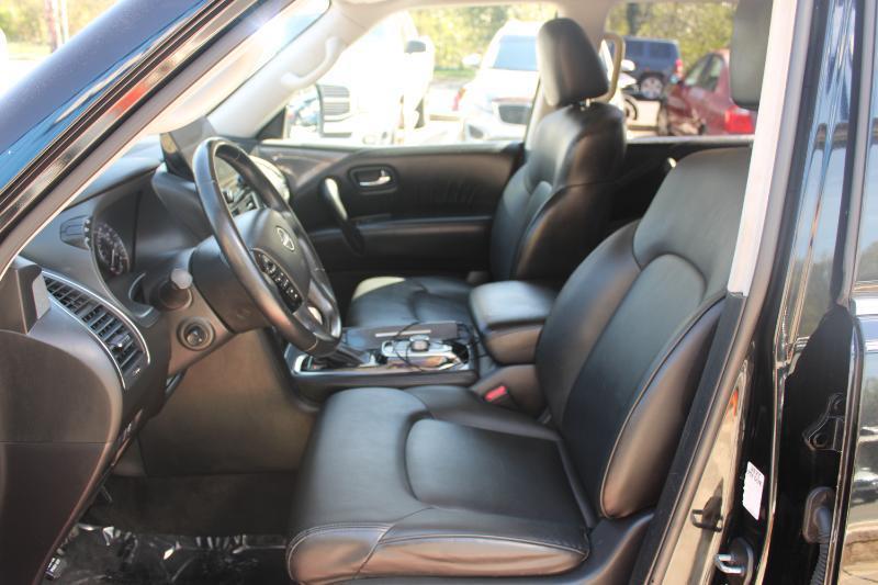 Nissan Armada 4x2 SV 2021