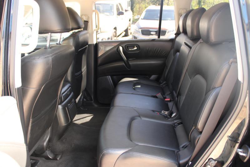 Nissan Armada 4x2 SV 2021