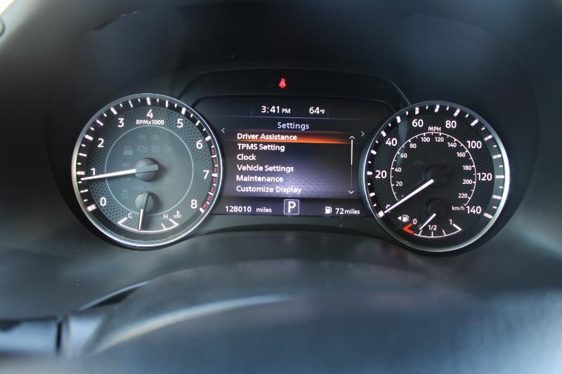 Nissan Armada 4x2 SV 2021