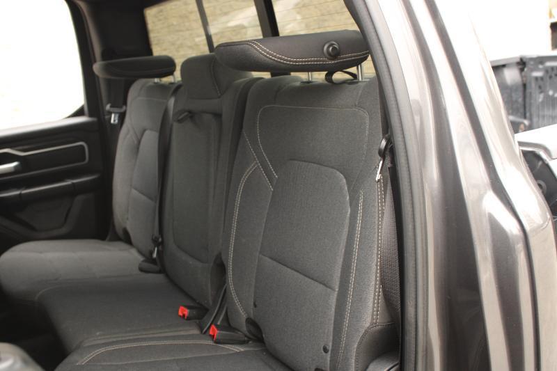 RAM 1500 Big Horn/Lone Star 4x2 Quad Cab 6'4" Box 2019