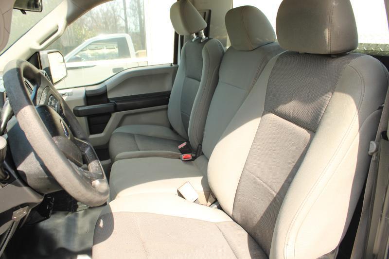 Ford F-150 4WD Reg Cab 141" XLT 2016