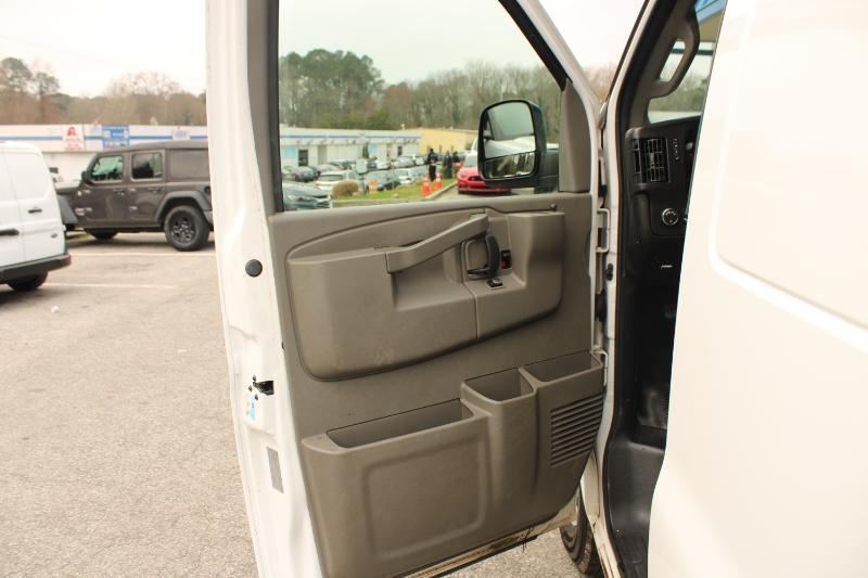 Chevrolet Express Cargo Van RWD 2500 155" 2016