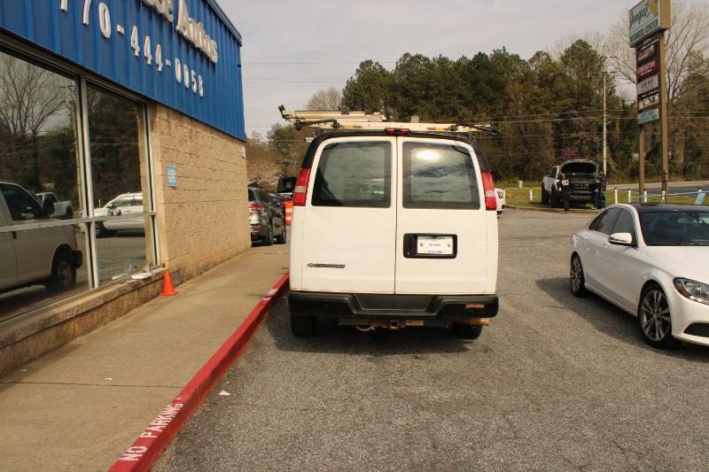 Chevrolet Express Cargo Van RWD 2500 135" 2016