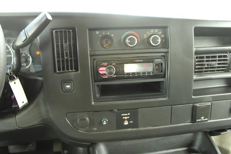 Chevrolet Express Cargo Van RWD 2500 135" 2016