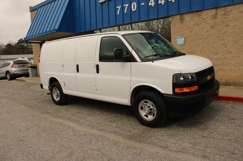 Chevrolet Express Cargo Van RWD 2500 135" 2021