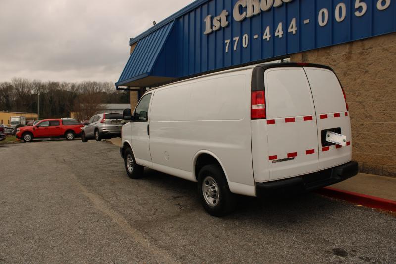 Chevrolet Express Cargo Van RWD 2500 135" 2021