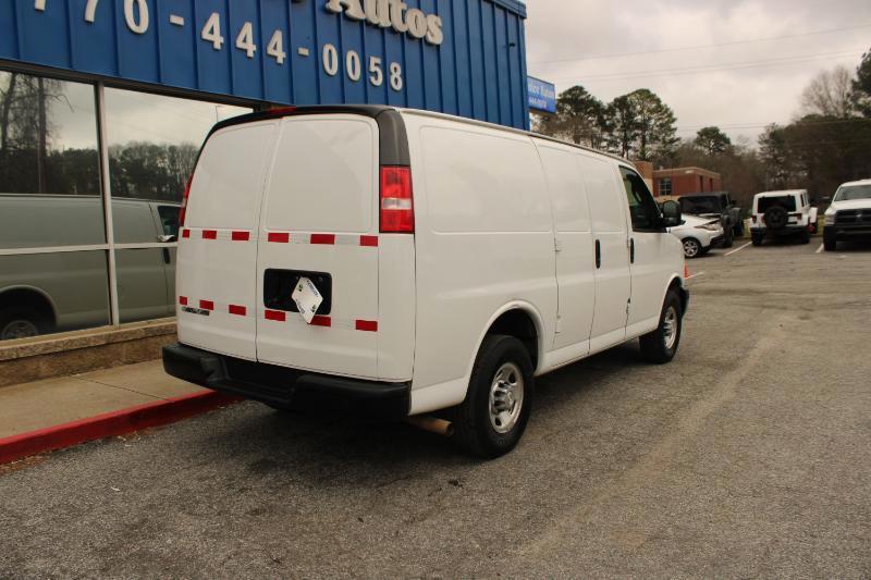 Chevrolet Express Cargo Van RWD 2500 135" 2021