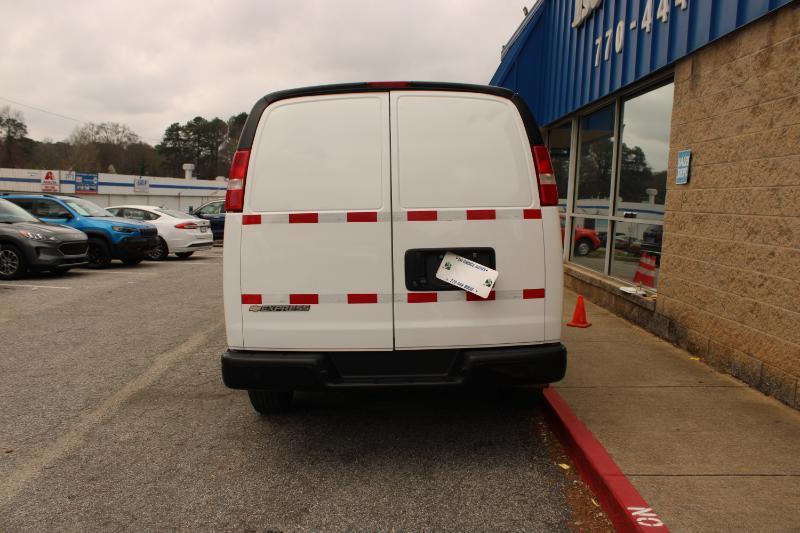 Chevrolet Express Cargo Van RWD 2500 135" 2021