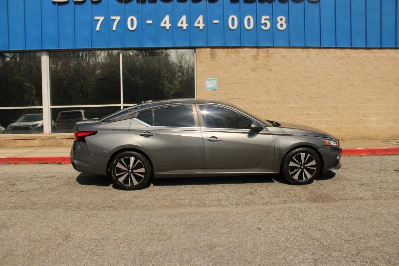 Nissan Altima 2.5 SV Sedan 2021