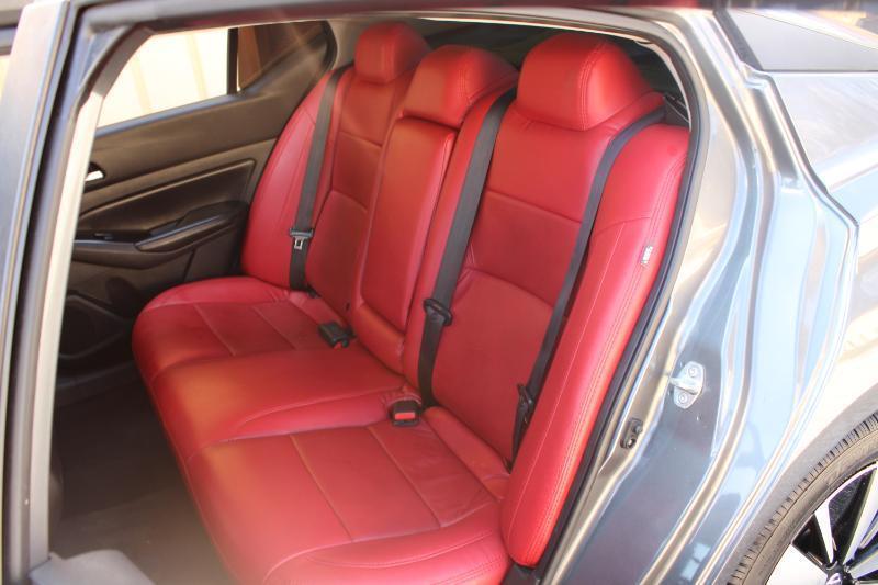 Nissan Altima 2.5 SV Sedan 2021