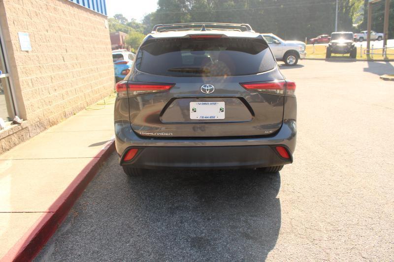 Toyota Highlander XLE FWD (Natl) 2021