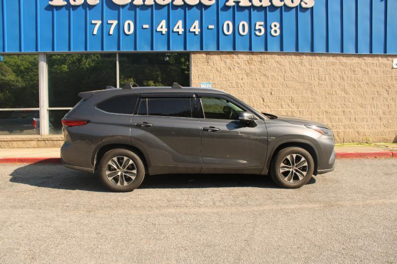 Toyota Highlander XLE FWD (Natl) 2021