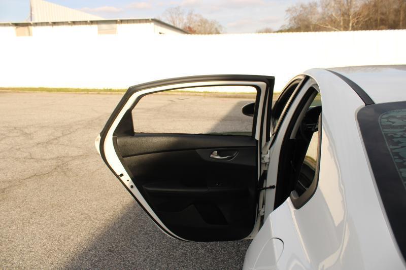 Kia Forte LXS IVT 2020