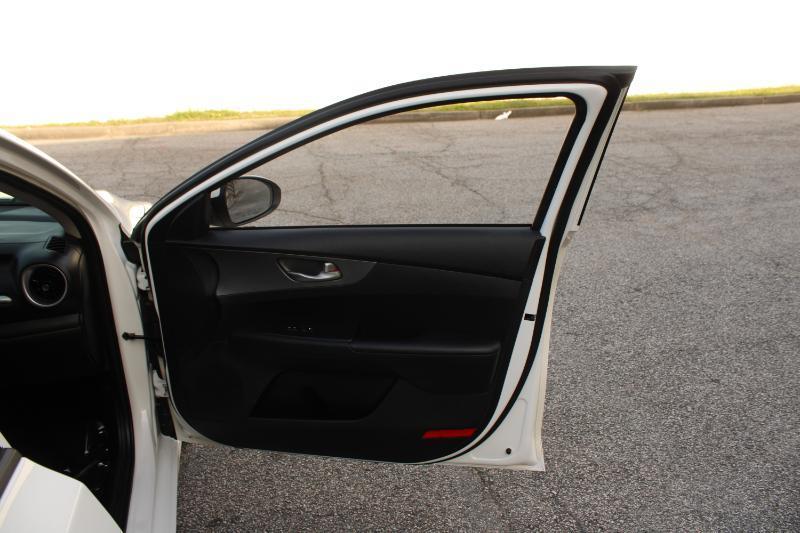 Kia Forte LXS IVT 2020