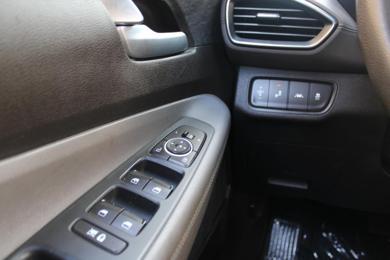 Hyundai Santa Fe SE 2.4L Auto FWD 2019