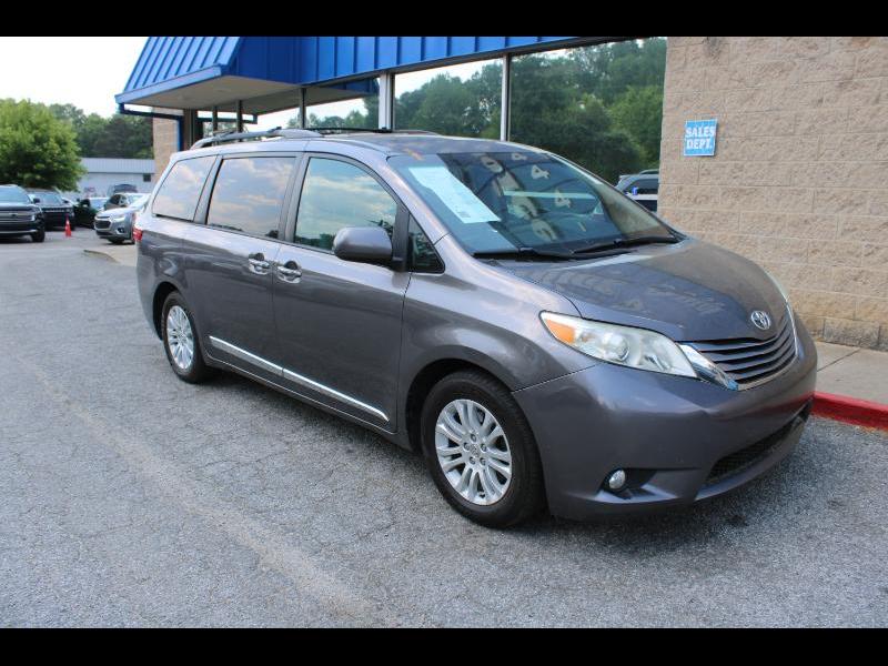 2016 Toyota Sienna XLE