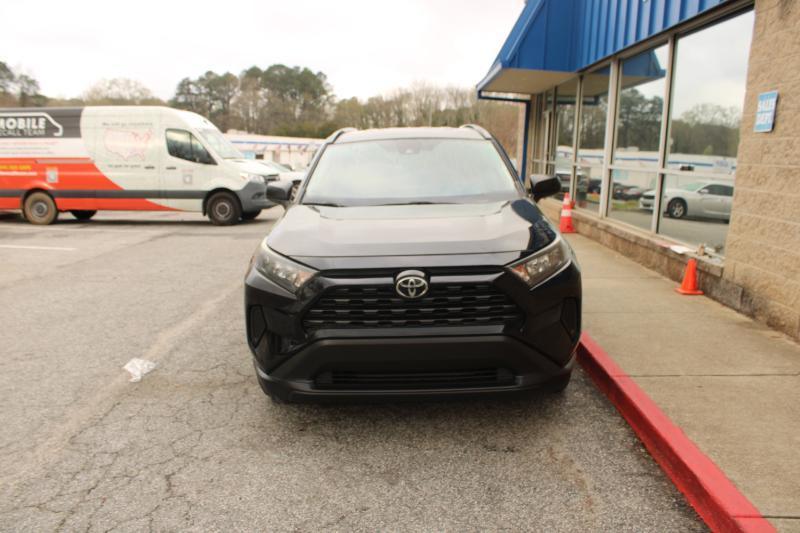 Toyota RAV4 LE FWD (Natl) 2019