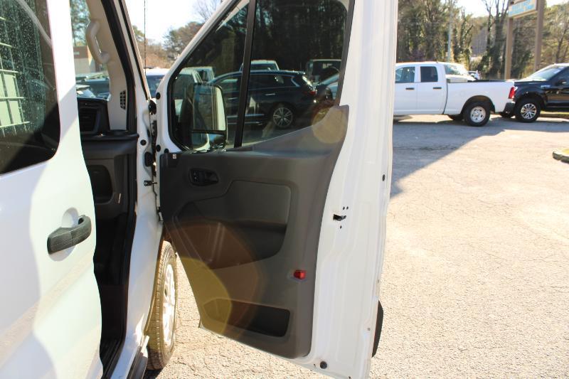 Ford Transit Cargo Van T-250 130" Med Rf 9070 GVWR RWD 2020