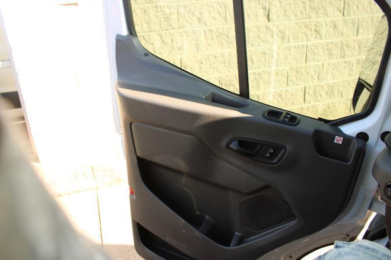 Ford Transit Cargo Van T-250 130" Med Rf 9070 GVWR RWD 2020