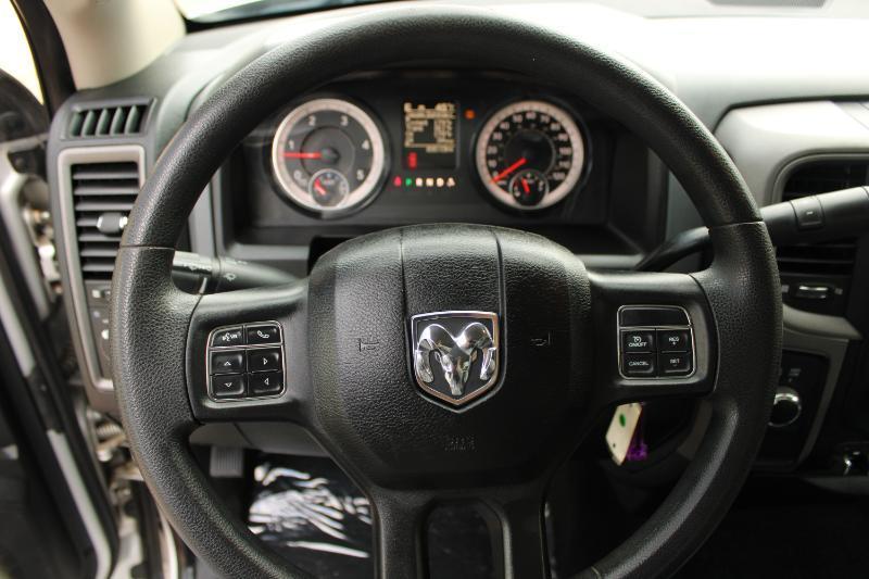 RAM 2500 Tradesman 4x4 Crew Cab 6'4" Box 2018