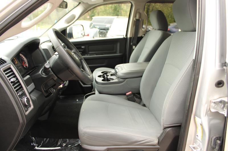 RAM 2500 Tradesman 4x4 Crew Cab 6'4" Box 2018