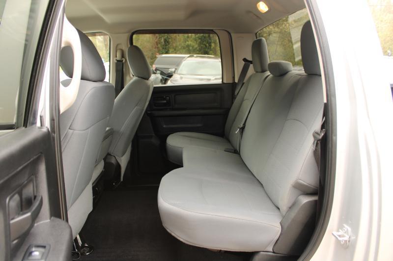 RAM 2500 Tradesman 4x4 Crew Cab 6'4" Box 2018