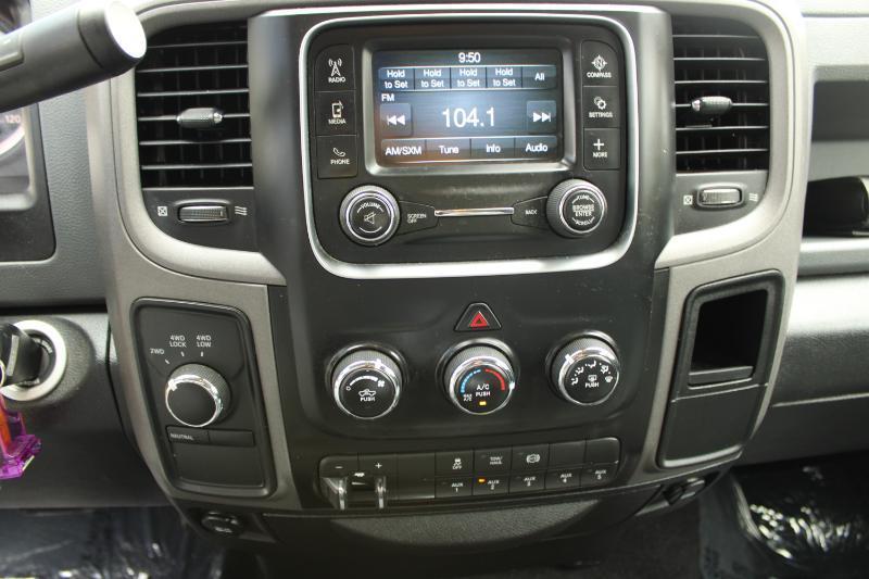 RAM 2500 Tradesman 4x4 Crew Cab 6'4" Box 2018