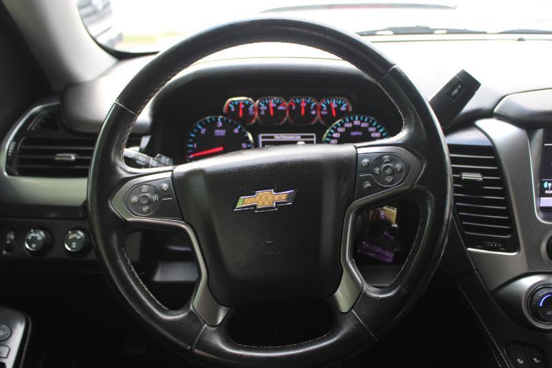 Chevrolet Suburban 4WD 4dr LT 2020