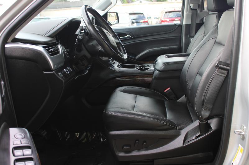 Chevrolet Suburban 4WD 4dr LT 2020