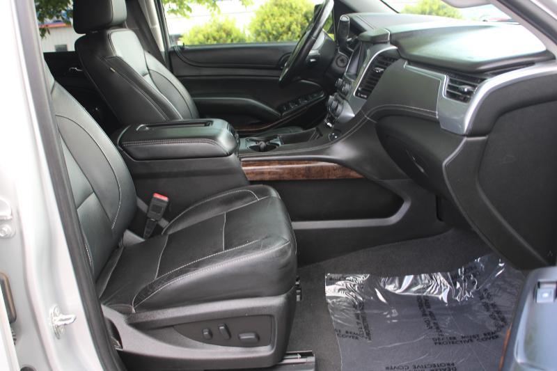 Chevrolet Suburban 4WD 4dr LT 2020