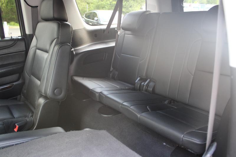 Chevrolet Suburban 4WD 4dr LT 2020