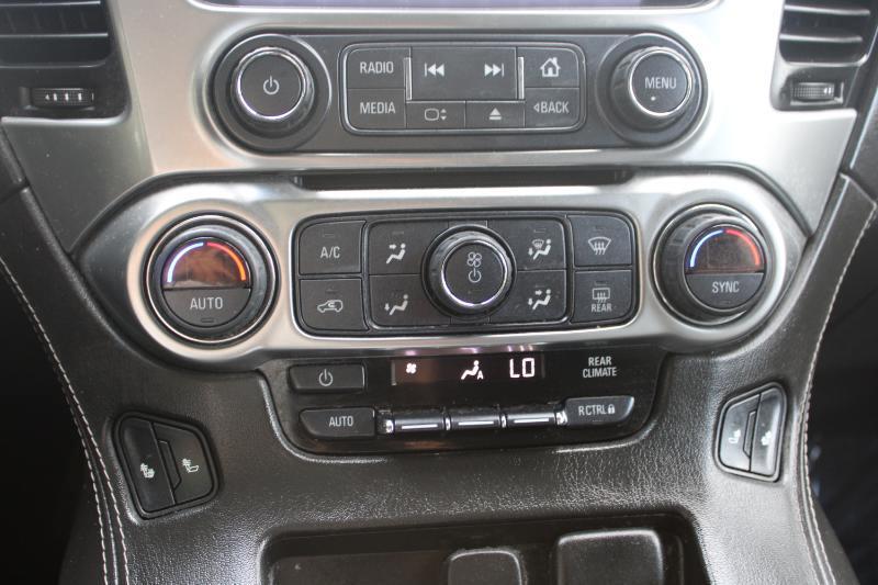 Chevrolet Suburban 4WD 4dr LT 2020