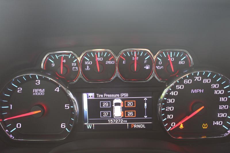 Chevrolet Suburban 4WD 4dr LT 2020