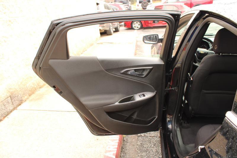 Chevrolet Malibu 4dr Sdn LS w/1FL 2019