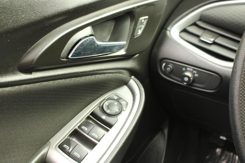 Chevrolet Malibu 4dr Sdn LS w/1FL 2019