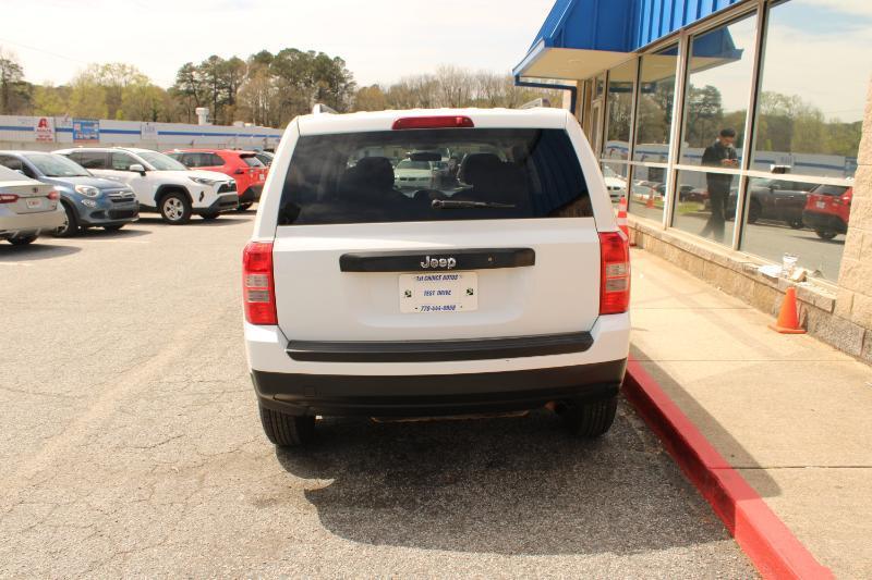 Jeep Patriot FWD 4dr Sport 2014