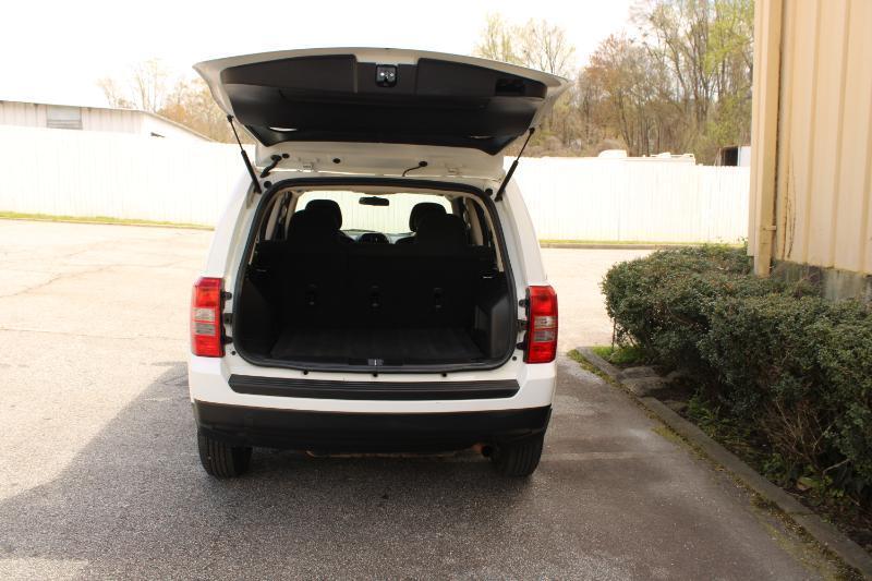 Jeep Patriot FWD 4dr Sport 2014