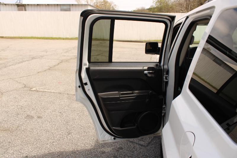 Jeep Patriot FWD 4dr Sport 2014