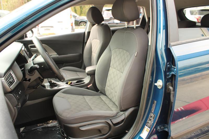 Kia Niro LX FWD 2018