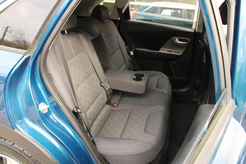 Kia Niro LX FWD 2018