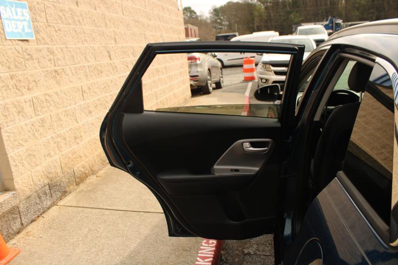 Kia Niro LX FWD 2018