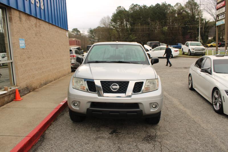 Nissan Frontier 2WD Crew Cab SWB Auto Desert Runner 2016
